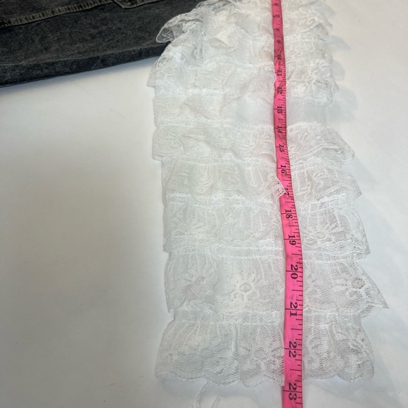 Denim Jacket with lace sleeves - Picture 15 of 17